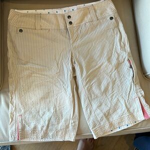 LULU golf short walking short with pockets and key storage